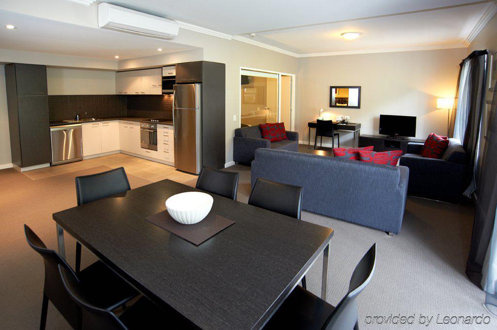 Aparthotel Quest 4*